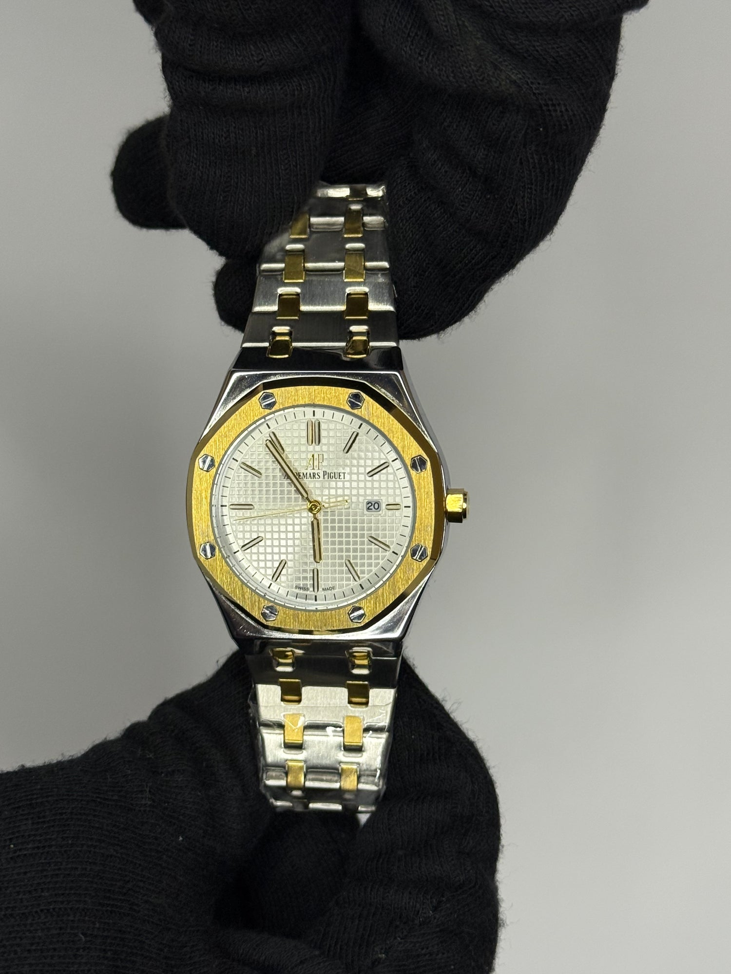 lookbook image shop_this_look_EcLGgQ